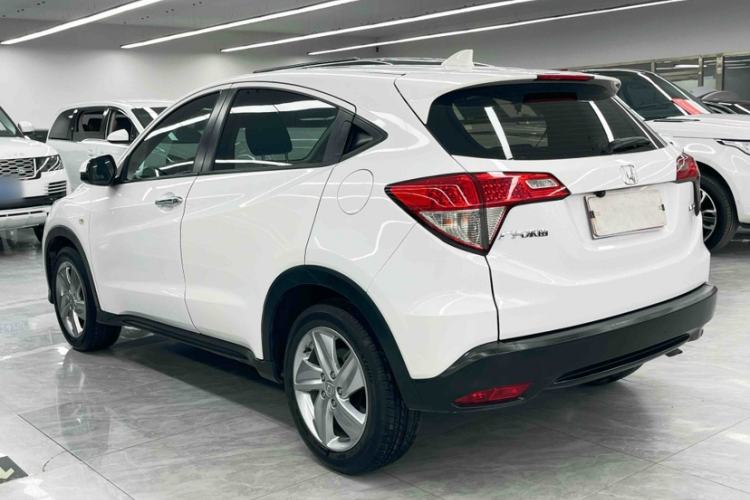 Used Honda Vezel 2020 1.5L CVT Elite Edition Exterior 2
