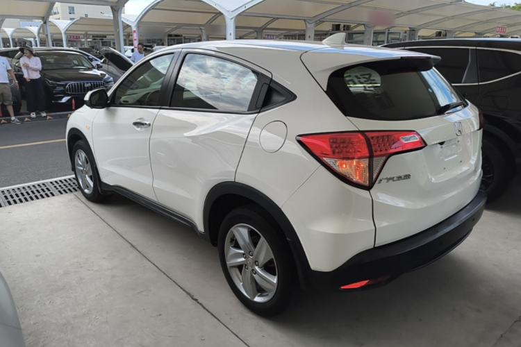 Used Honda Vezel 2020 1.5L CVT Elite Edition Exterior 2