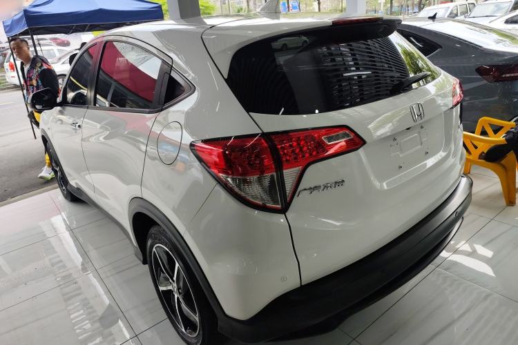 Used Honda Vezel 2020 1.5L CVT Pioneer Edition Exterior 2