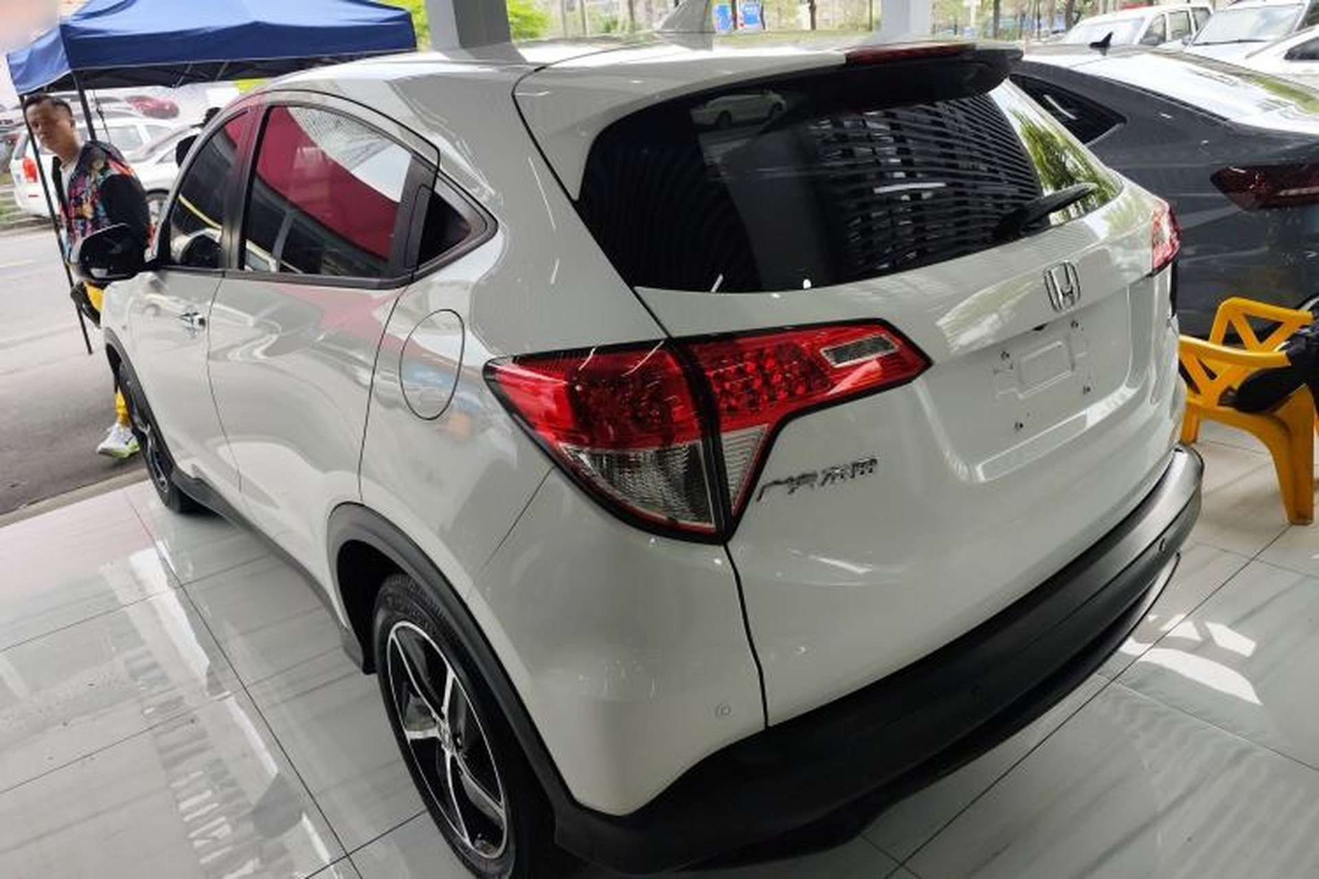 Used Honda Vezel 2020 1.5L CVT Pioneer Edition Exterior 2