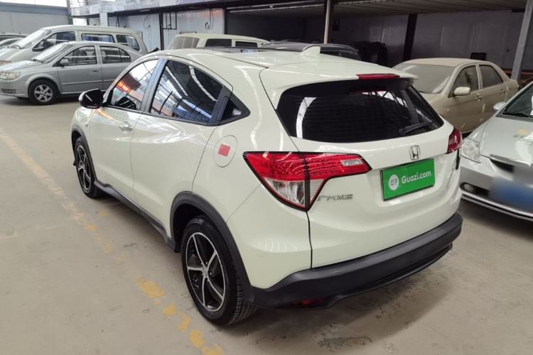 Used Honda Vezel 2020 1.5L CVT Pioneer Edition Exterior 2