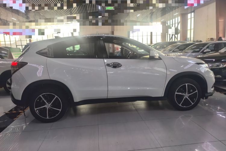 Used Honda Vezel 2020 220 TURBO CVT Luxury Edition Exterior 2