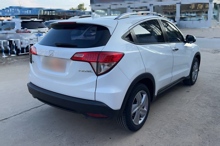 Used Honda Vezel 2020 1.5L CVT Elite Edition Exterior 2