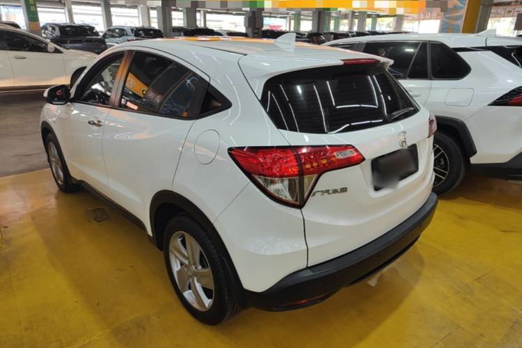 Used Honda Vezel 2020 1.5L CVT Elite Edition Exterior 2