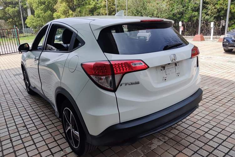 Used Honda Vezel 2020 1.5L CVT Pioneer Edition Exterior 2
