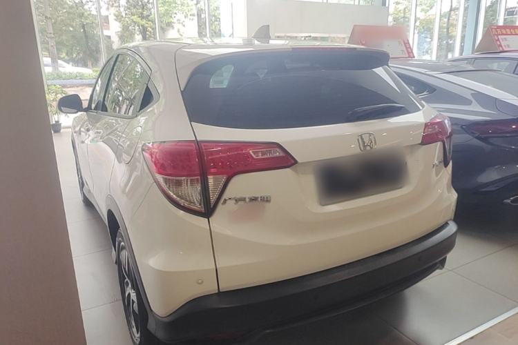 Used Honda Vezel 2020 1.5L CVT Pioneer Edition Exterior 2