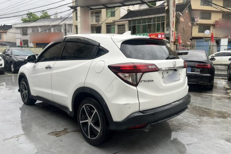 Used Honda Vezel 2020 220 TURBO CVT Luxury Edition Exterior 2