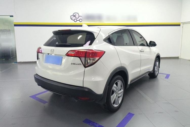 Used Honda Vezel 2020 1.5L CVT Elite Edition Exterior 2