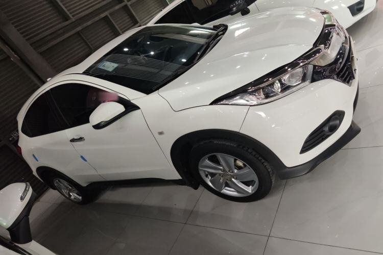 Used Honda Vezel 2020 1.5L CVT Elite Edition Exterior 3