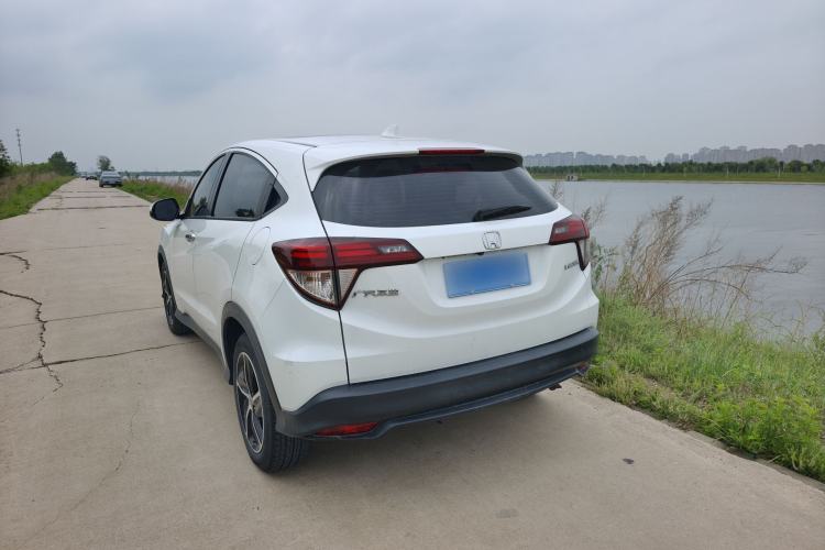 Used Honda Vezel 2020 1.5L CVT Luxury Edition Exterior 3