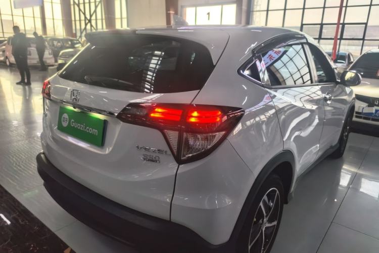 Used Honda Vezel 2020 220 TURBO CVT Luxury Edition Exterior 3