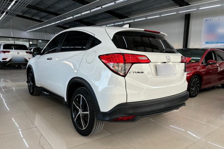 Used Honda Vezel 2020 1.5L CVT Pioneer Edition Exterior 3