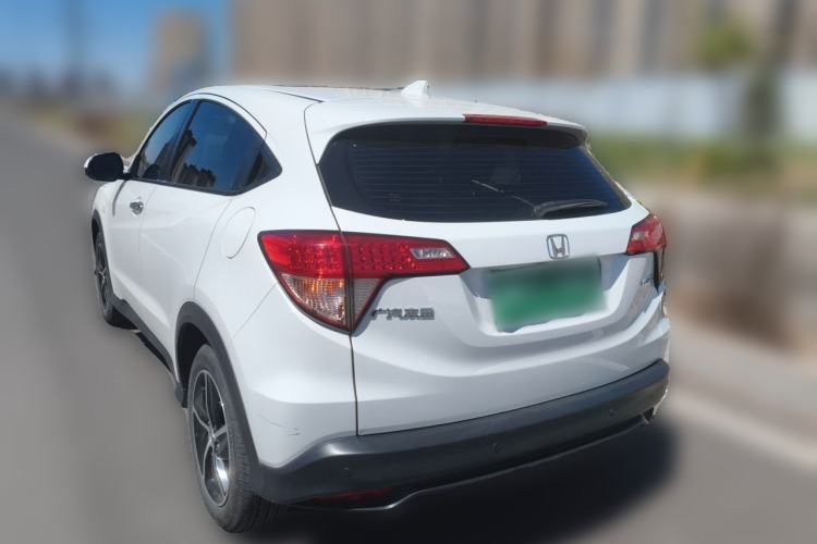 Used Honda Vezel 2020 1.5L CVT Pioneer Edition Exterior 3