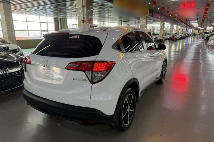 Used Honda Vezel 2020 1.5L CVT Pioneer Edition Exterior 3