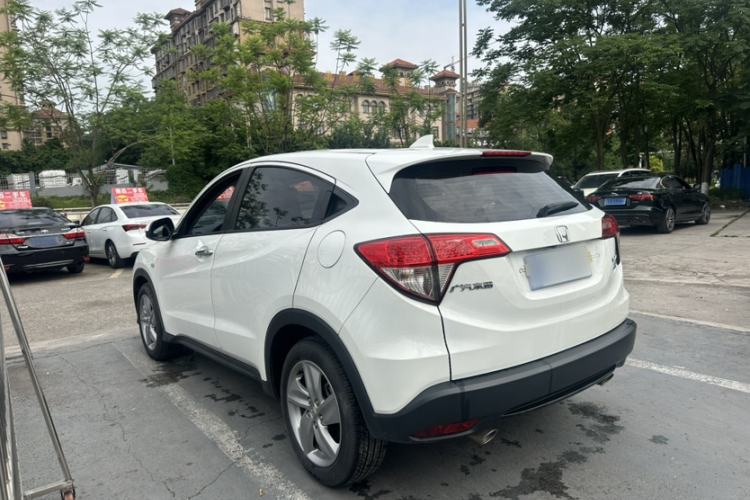 Used Honda Vezel 2020 220 TURBO CVT Elite Edition Exterior 3