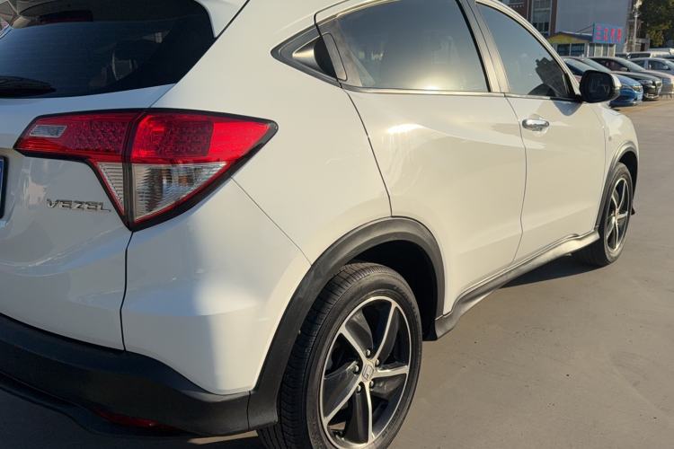 Used Honda Vezel 2020 1.5L CVT Pioneer Edition Exterior 3