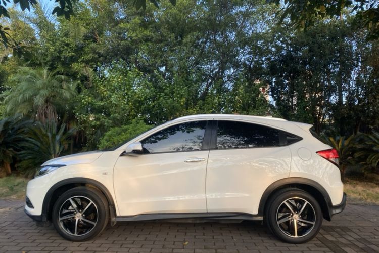 Used Honda Vezel 2020 1.5L CVT Pioneer Edition Exterior 3