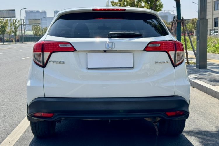 Used Honda Vezel 2020 1.5L CVT Pioneer Edition Exterior 3
