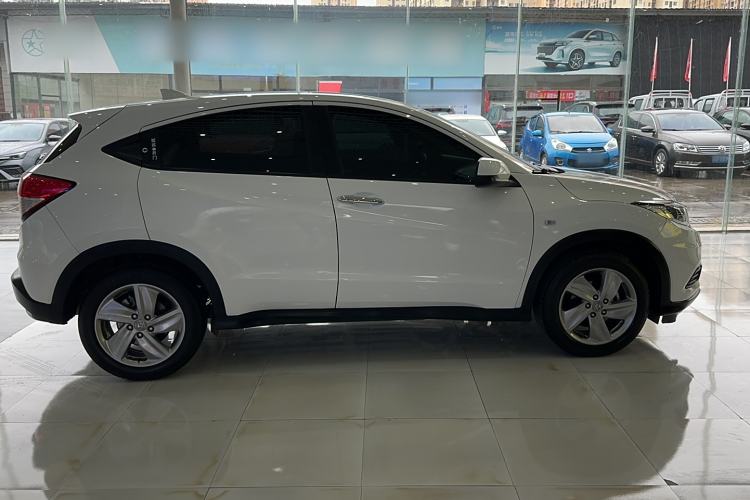 Used Honda Vezel 2020 1.5L CVT Elite Edition Exterior 3
