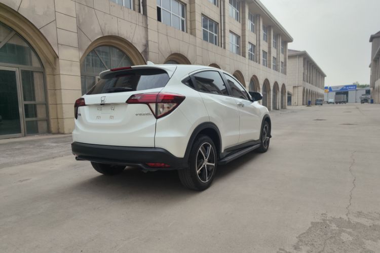 Used Honda Vezel 2020 1.5L CVT Luxury Edition Exterior 3