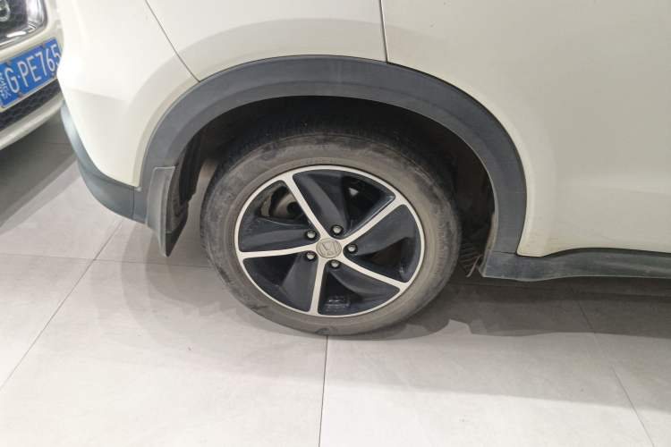 Used Honda Vezel 2020 1.5L CVT Pioneer Edition Exterior 3