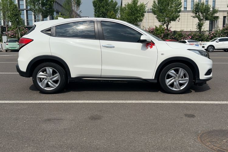 Used Honda Vezel 2020 1.5L CVT Elite Edition Exterior 3