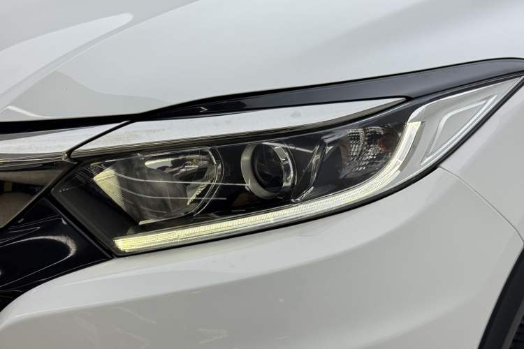 Used Honda Vezel 2020 1.5L CVT Pioneer Edition Exterior 4