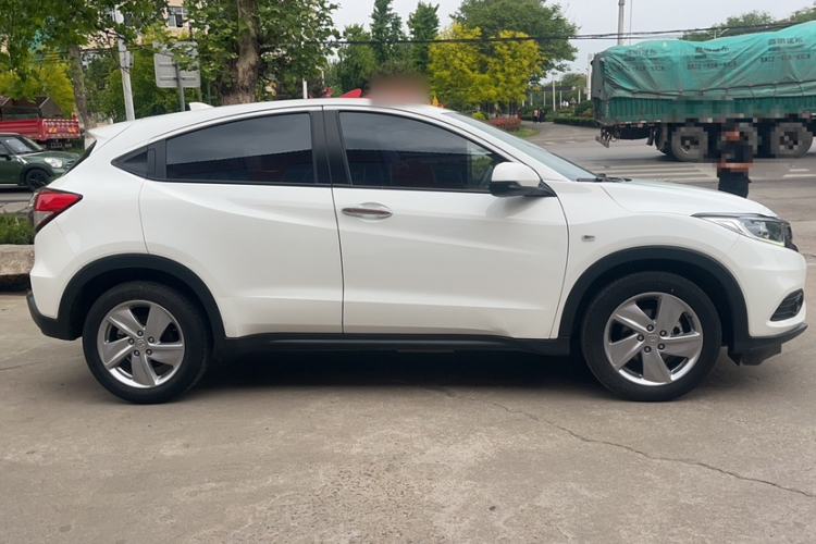 Used Honda Vezel 2020 1.5L CVT Elite Edition Exterior 4
