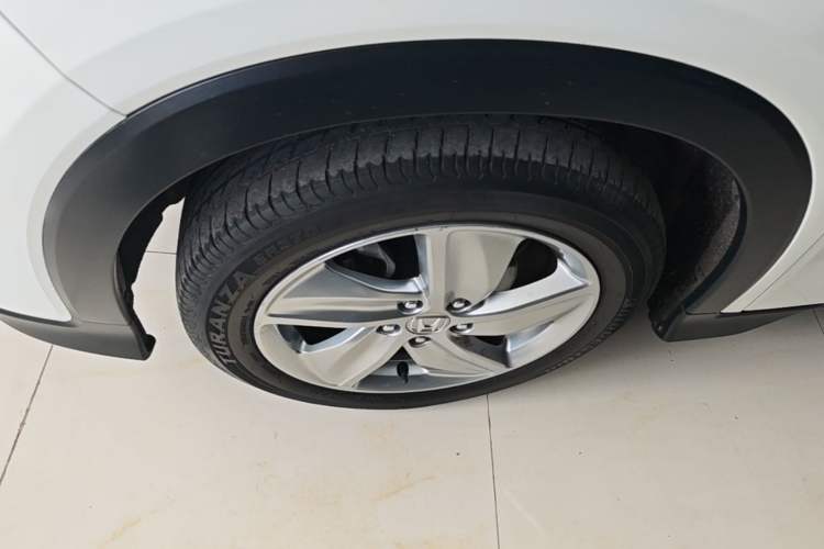 Used Honda Vezel 2020 1.5L CVT Elite Edition Exterior 4