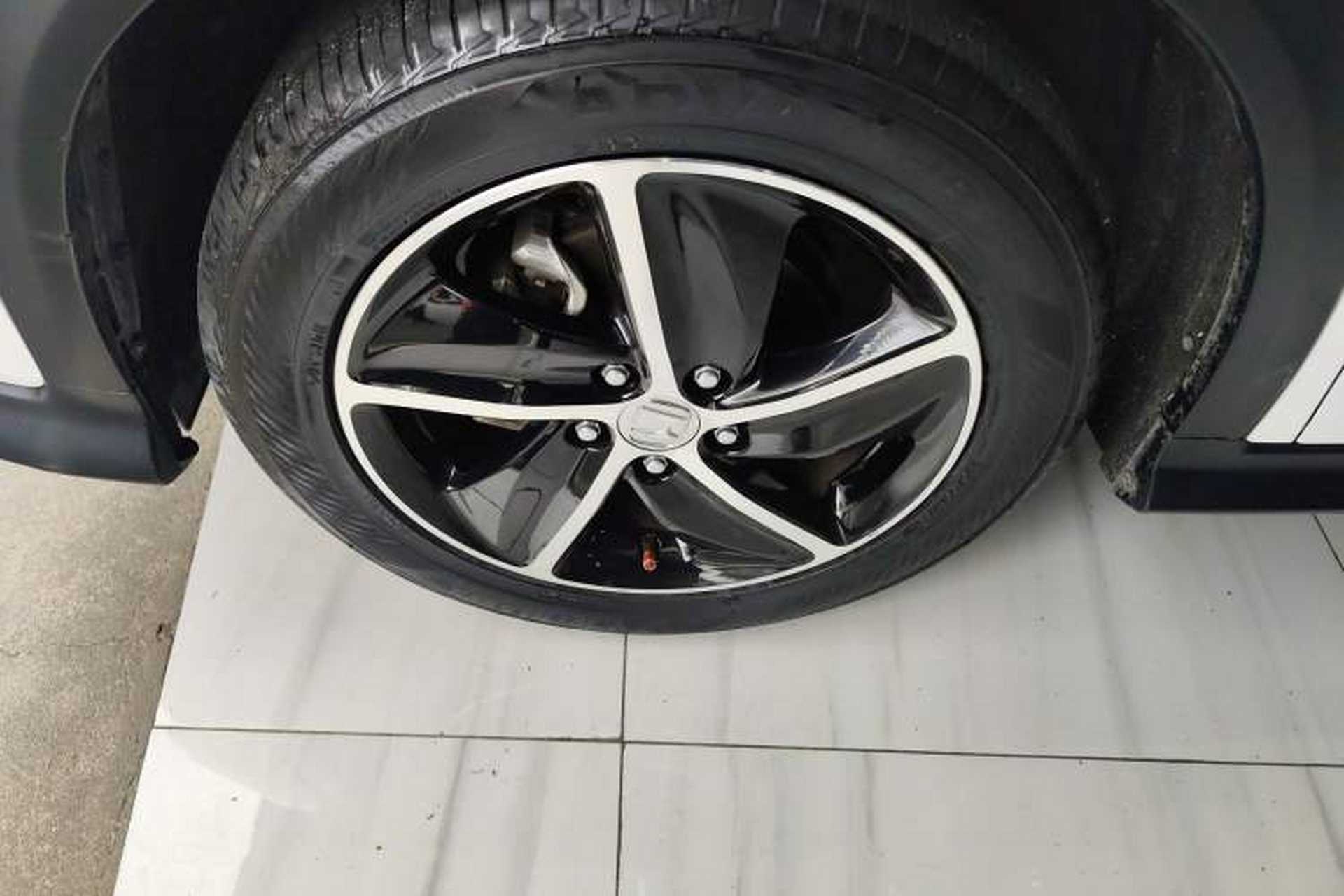 Used Honda Vezel 2020 1.5L CVT Pioneer Edition Exterior 4