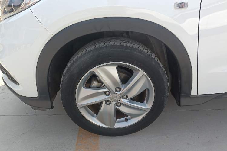 Used Honda Vezel 2020 1.5L CVT Elite Edition Exterior 4