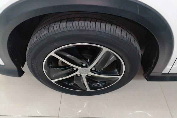 Used Honda Vezel 2020 1.5L CVT Pioneer Edition Exterior 4