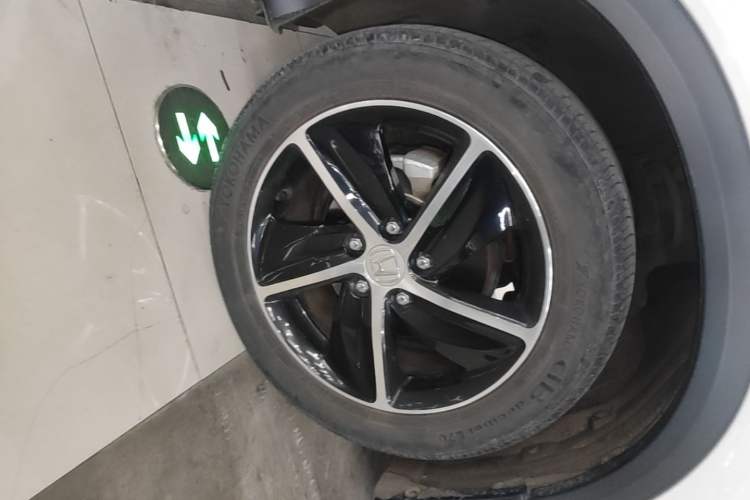 Used Honda Vezel 2020 1.5L CVT Pioneer Edition Exterior 4