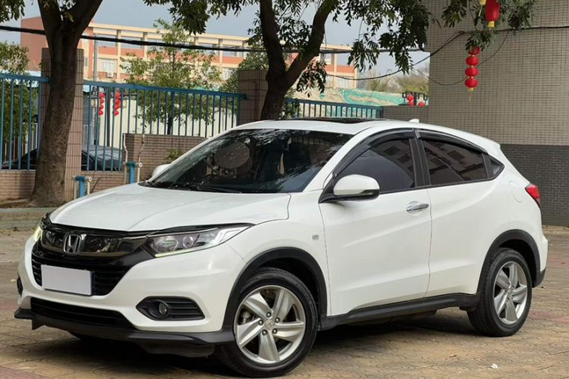 Used Honda Vezel 2020 1.5L CVT Elite Edition Exterior 4