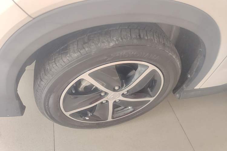 Used Honda Vezel 2020 1.5L CVT Pioneer Edition Exterior 4