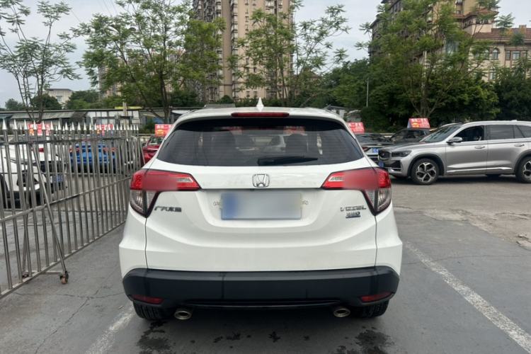 Used Honda Vezel 2020 220 TURBO CVT Elite Edition Exterior 4