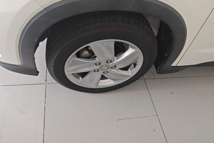 Used Honda Vezel 2020 1.5L CVT Elite Edition Exterior 4