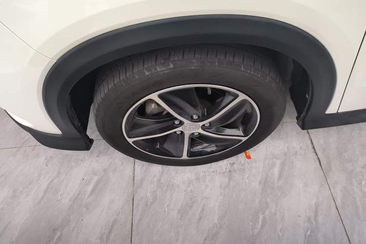 Used Honda Vezel 2020 1.5L CVT Luxury Edition Exterior 4