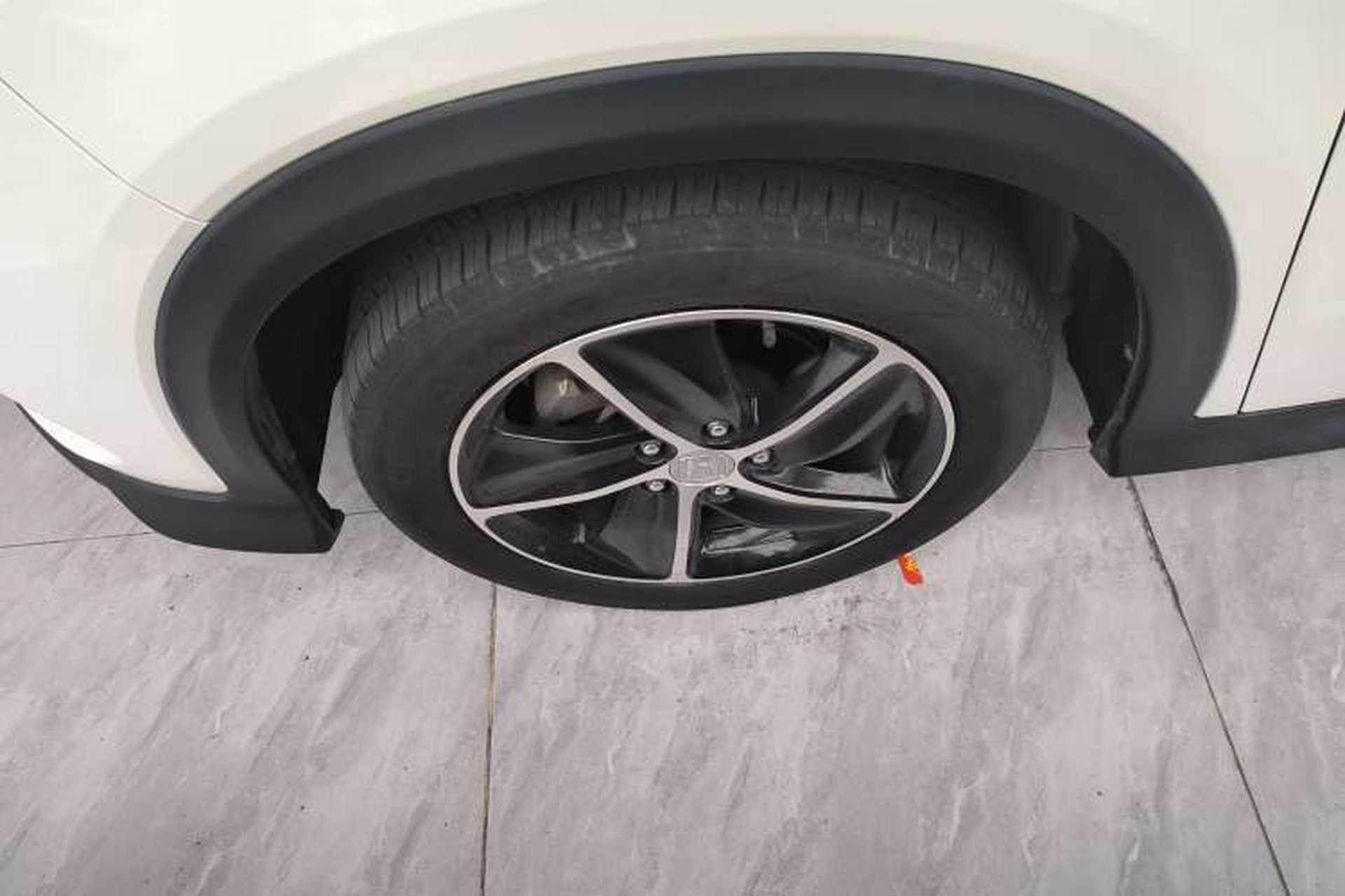 Used Honda Vezel 2020 1.5L CVT Luxury Edition Exterior 4