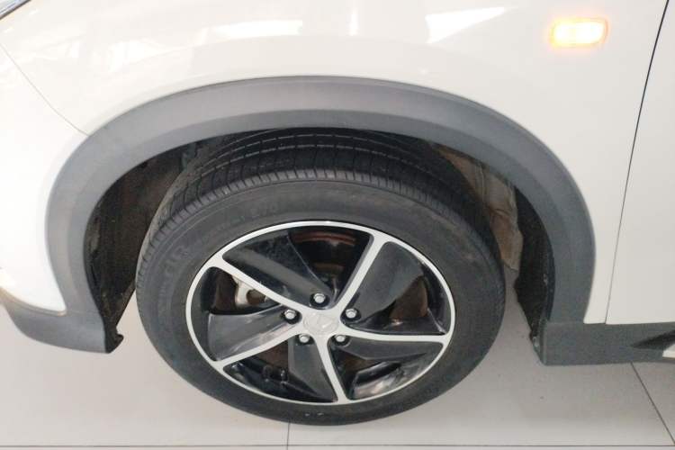 Used Honda Vezel 2020 1.5L CVT Pioneer Edition Exterior 4