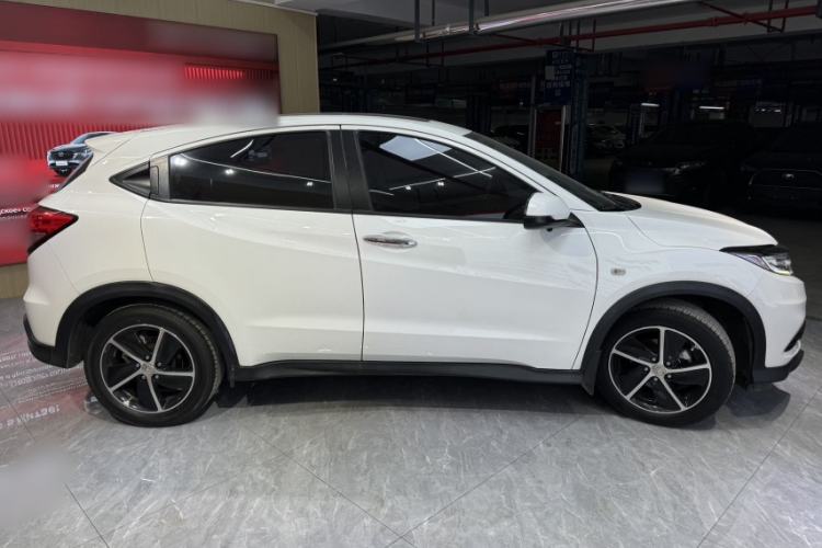Used Honda Vezel 2020 1.5L CVT Pioneer Edition Exterior 4