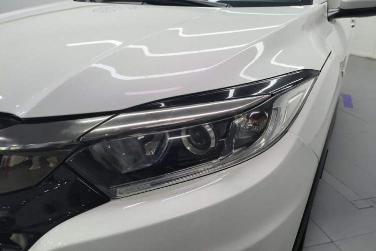 Used Honda Vezel 2020 1.5L CVT Elite Edition Exterior 4