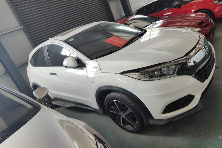Used Honda Vezel 2020 1.5L CVT Pioneer Edition Exterior 5