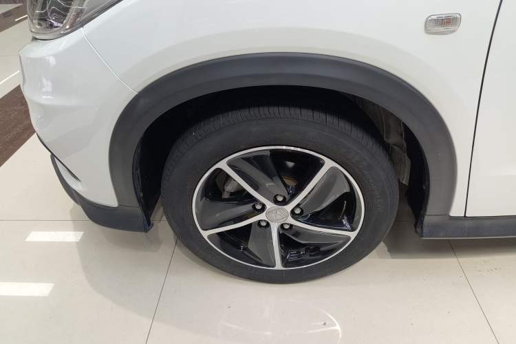 Used Honda Vezel 2020 1.5L CVT Pioneer Edition Exterior 5