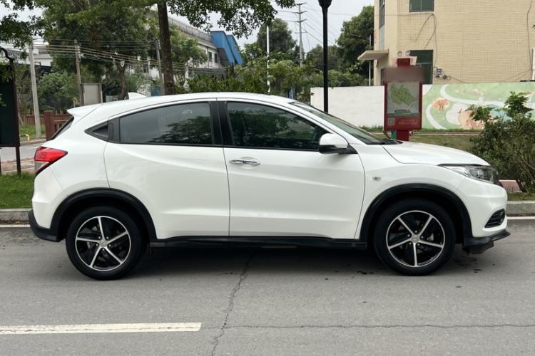 Used Honda Vezel 2020 1.5L CVT Pioneer Edition Exterior 5