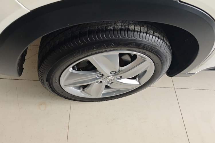 Used Honda Vezel 2020 1.5L CVT Elite Edition Exterior 5