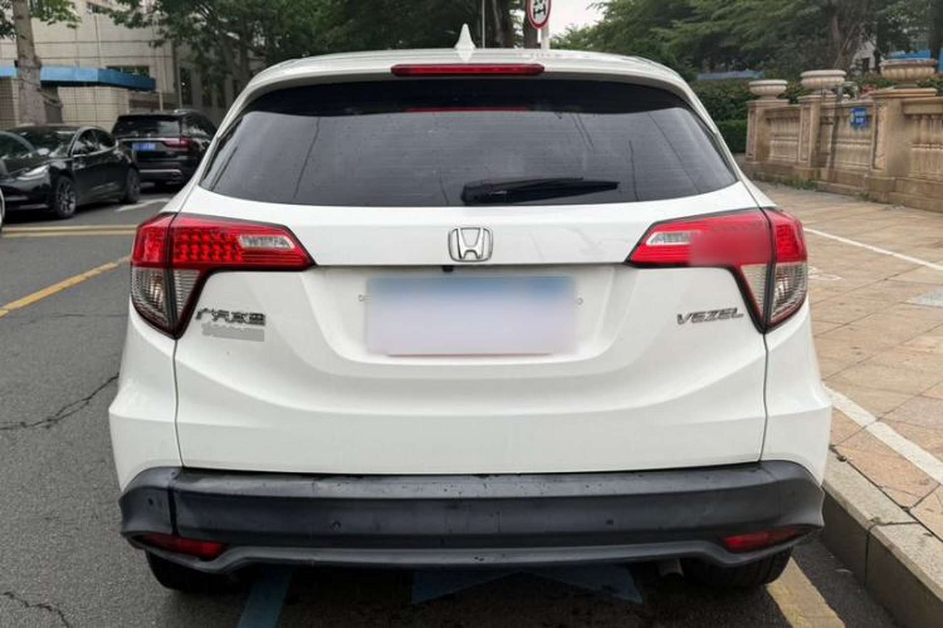 Used Honda Vezel 2020 1.5L CVT Pioneer Edition Exterior 5