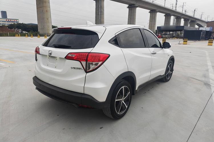 Used Honda Vezel 2020 1.5L CVT Pioneer Edition Exterior 5