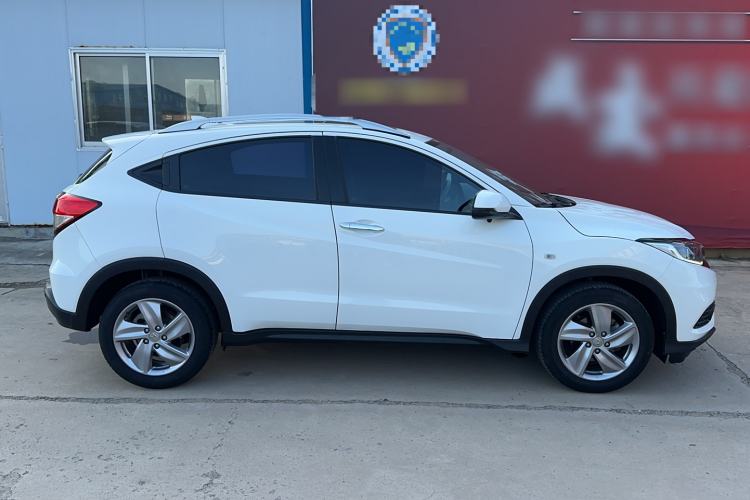 Used Honda Vezel 2020 1.5L CVT Elite Edition Exterior 5