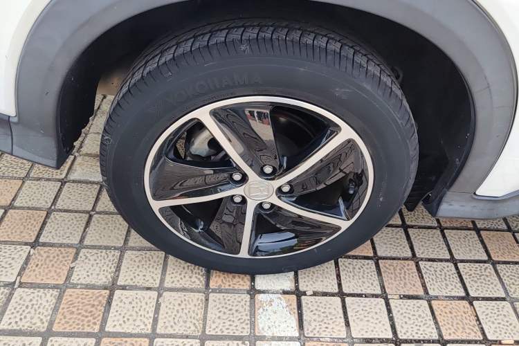 Used Honda Vezel 2020 1.5L CVT Pioneer Edition Exterior 5